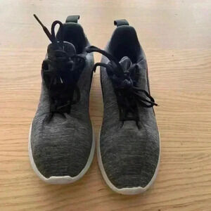 Nike Viale Running Shoe 6.5Y